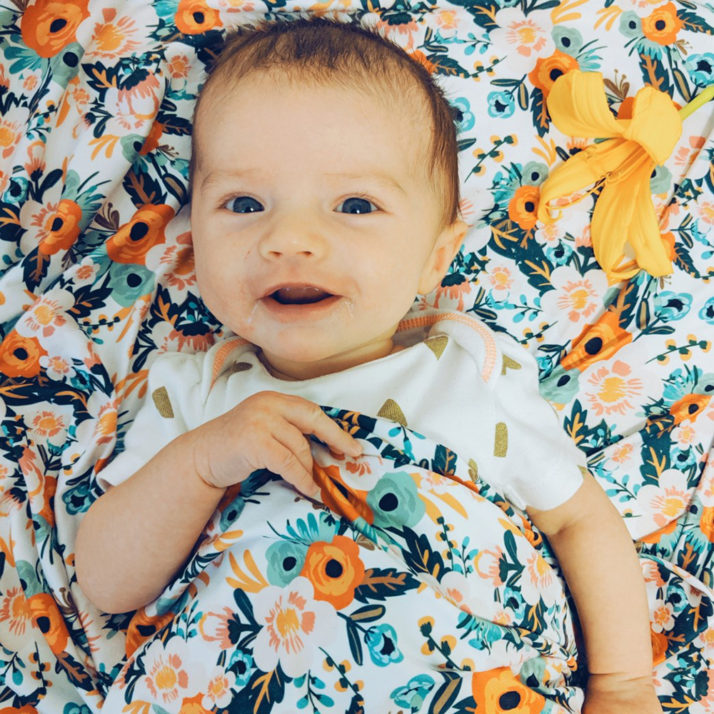 Stretch swaddle sales