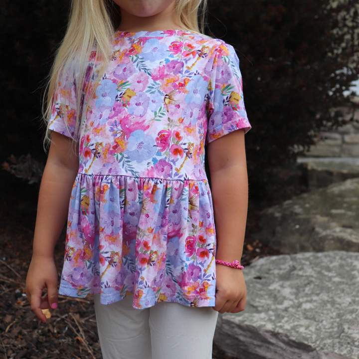 Bamboo Short Sleeve Peplum Top in Gardens