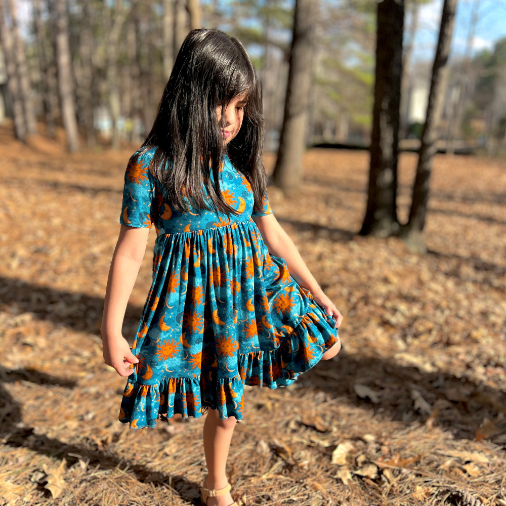 Bamboo Short Sleeve Twirl Dress in Sol Mates