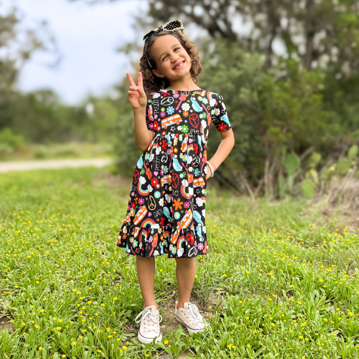 Bamboo Short Sleeve Twirl Dress in Groovy