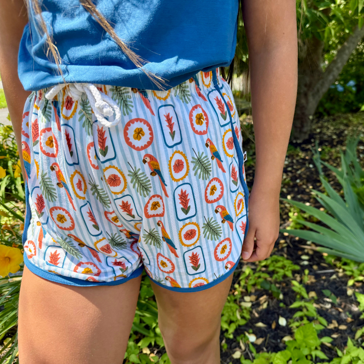 Bamboo Track Short in Island Vibes