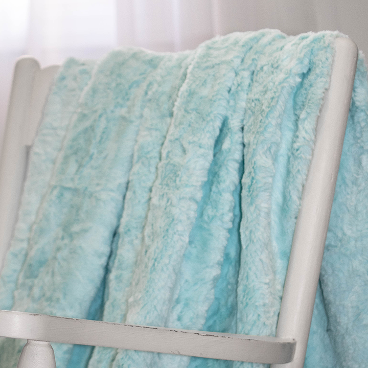 bumblito - baby bee luxe plush blanket - Salt Water color - blue and green color blanket - baby blanket - toddler blanket